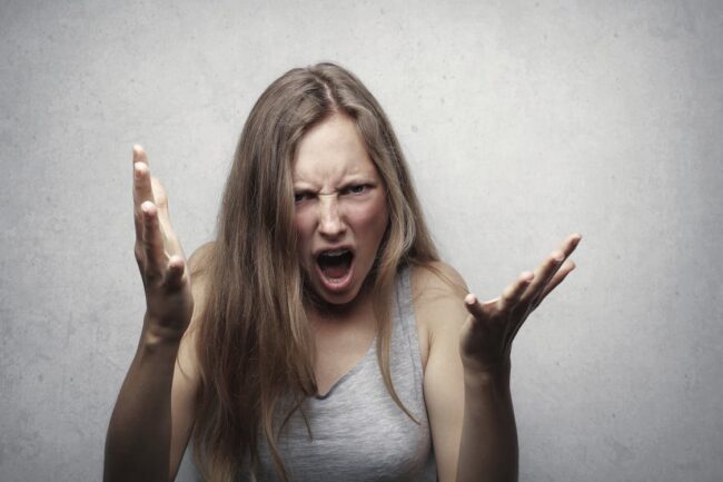 Gestire utenti aggressivi: anche un vostro problema? Gestire utenti aggressivi: anche un vostro problema?