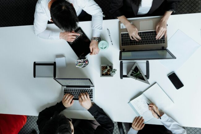 Organizzazione aziendale_modelli, vantaggi e limiti Organizzazione aziendale_modelli, vantaggi e limiti
